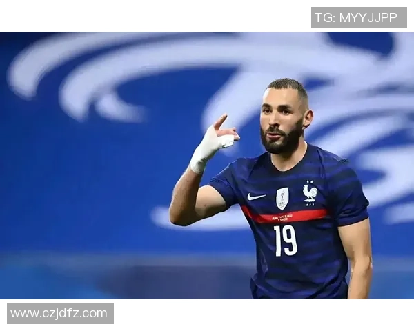 哪个足球俱乐部拥有最多的明星球员与传奇人物的荣耀对比分析 哪个足球俱乐部拥有最多的明星球员与传奇人物的荣耀对比分析